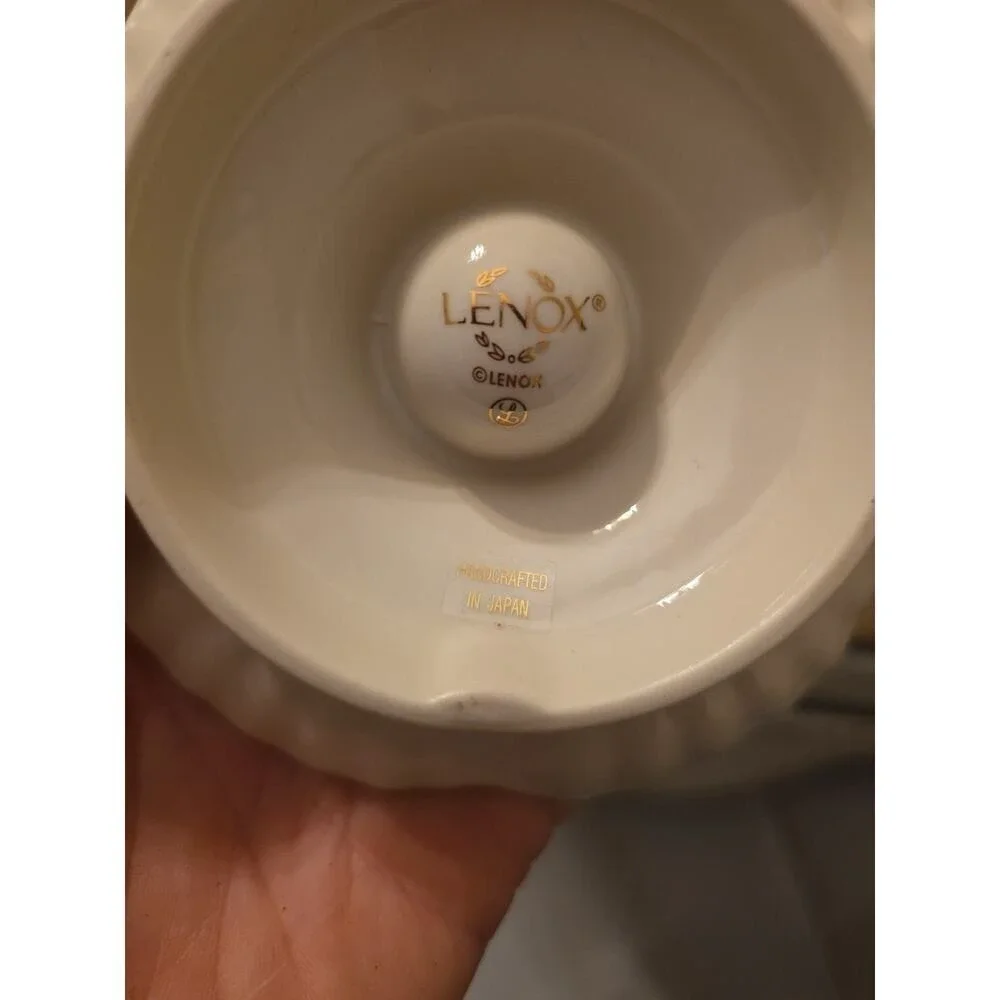 Lenox Shell Candlestick Candle Holders Set of 2 Ivory Gold Trim EUC Elegant‎